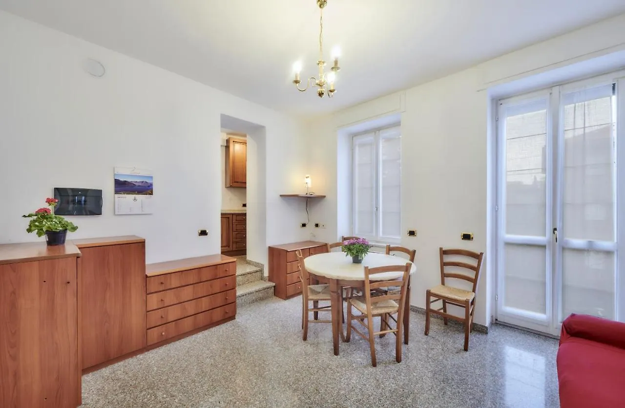 In Centro Apartment Lierna Italy