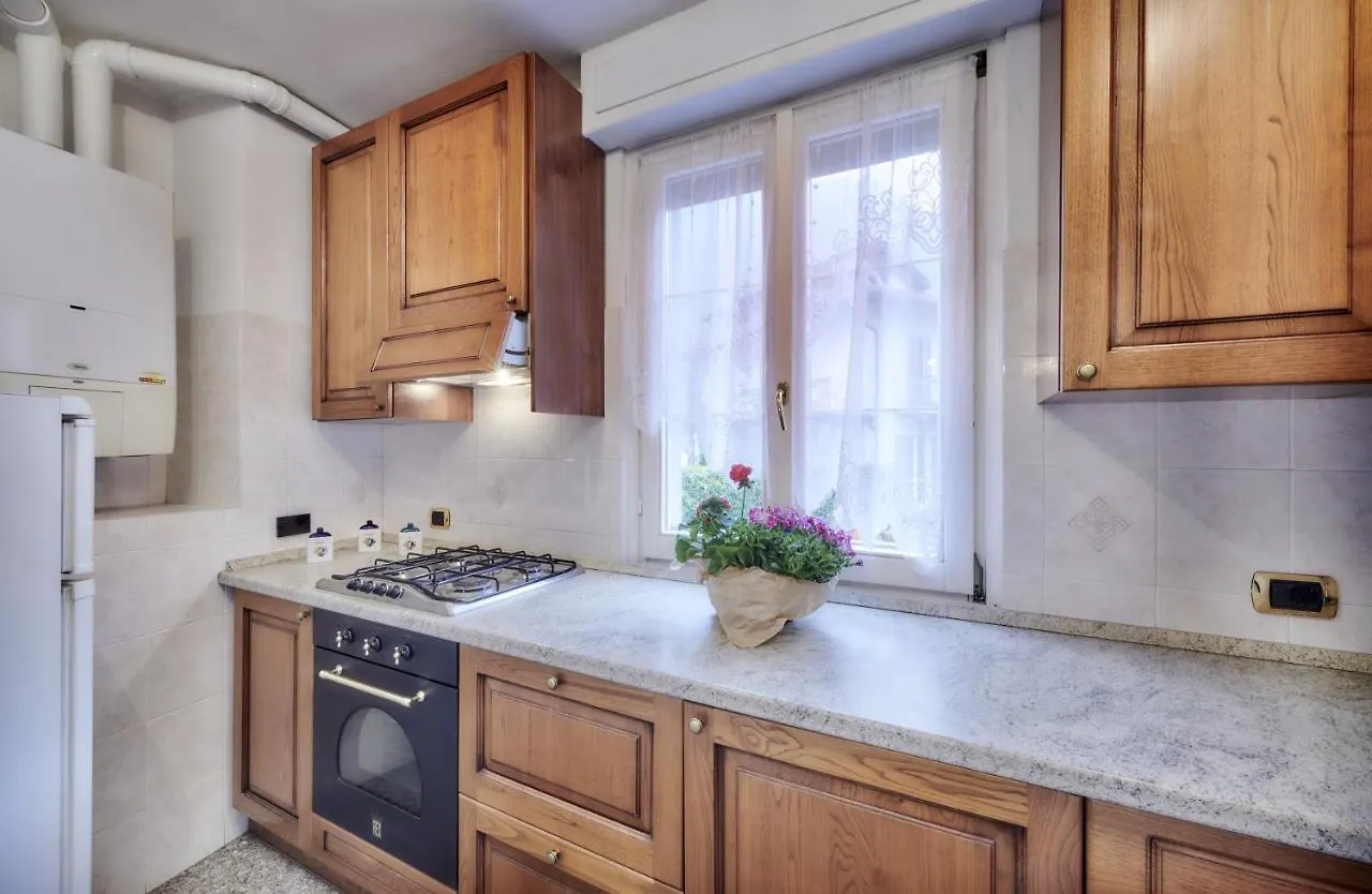 In Centro Apartment Lierna Italy