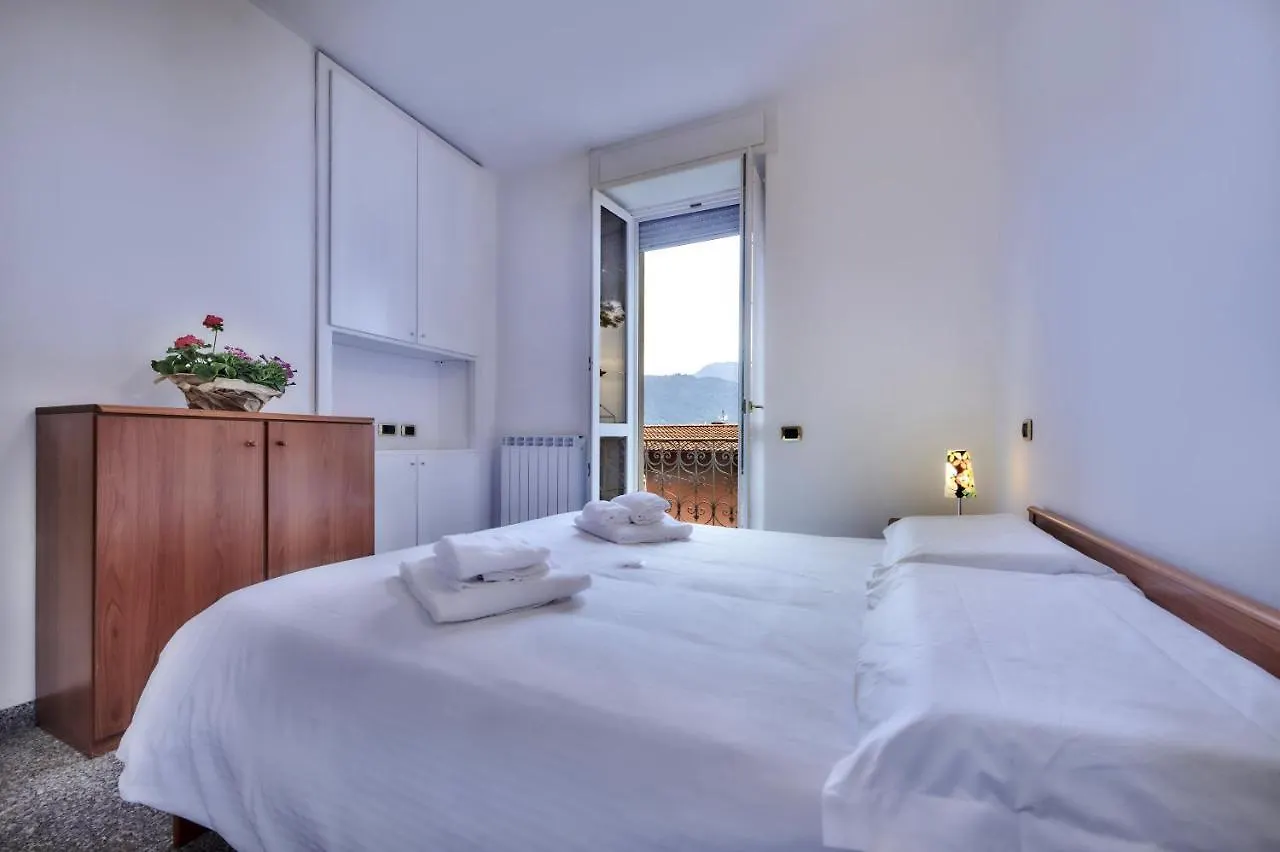 In Centro Apartment Lierna